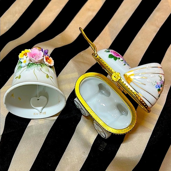 Porcelain Floral Set – Baby Carriage Trinket Box & Bell with 3D Flowers - Picture 8 of 8